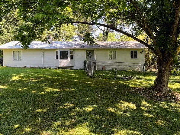 86 Allums St, Sumiton, AL 35148