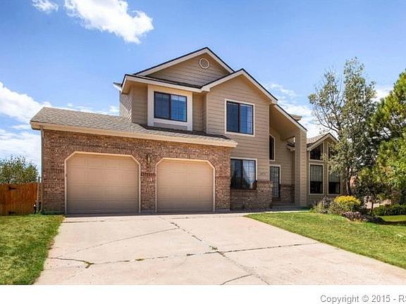 2nd image of 8879 Estebury Cir