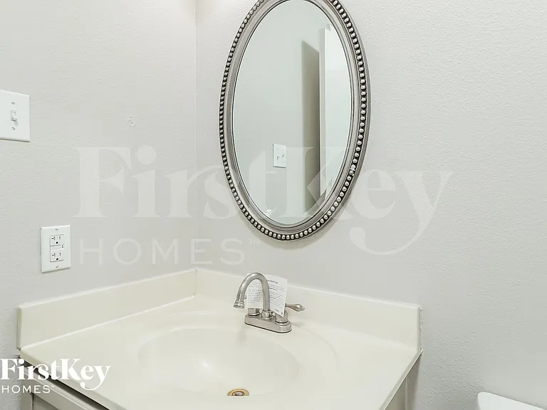 15975 Tampke Pl — Photo 13