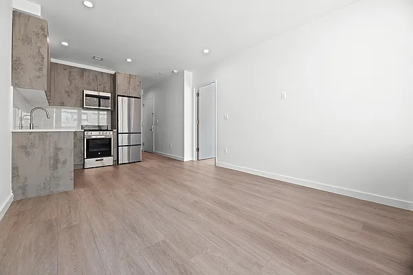 Rented by REAL New York | media 27