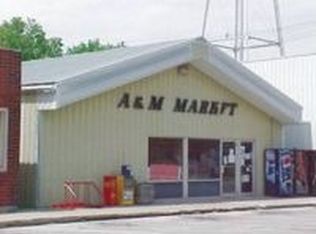 1539 Dewitt St, Ellsworth, IA 50075