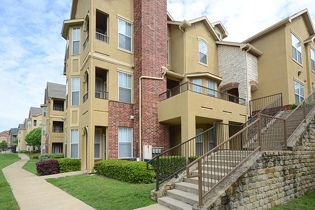 1st image of 6100 Browning Dr #37206