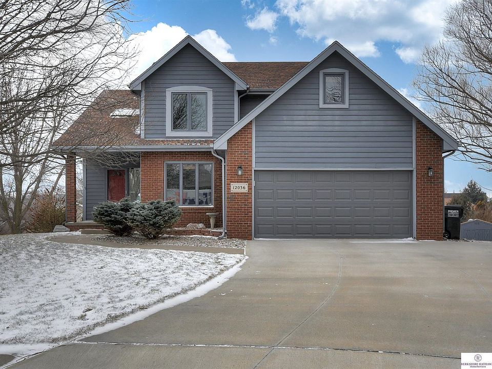 1st image of 12036 S 218th Cir