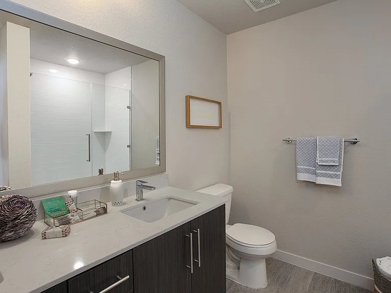 Legacy Naples Apartments — Photo 33