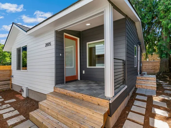2005 S Stevens Street, Seattle, WA 98144
