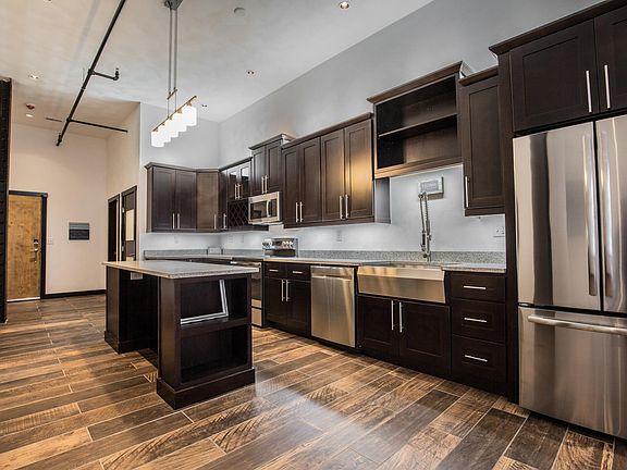 2nd image of 515 Olive St #1B-1Ba-634Sqft