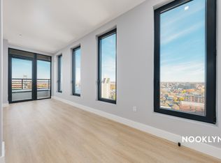 26-25 4th St #312, Astoria, NY 11102
