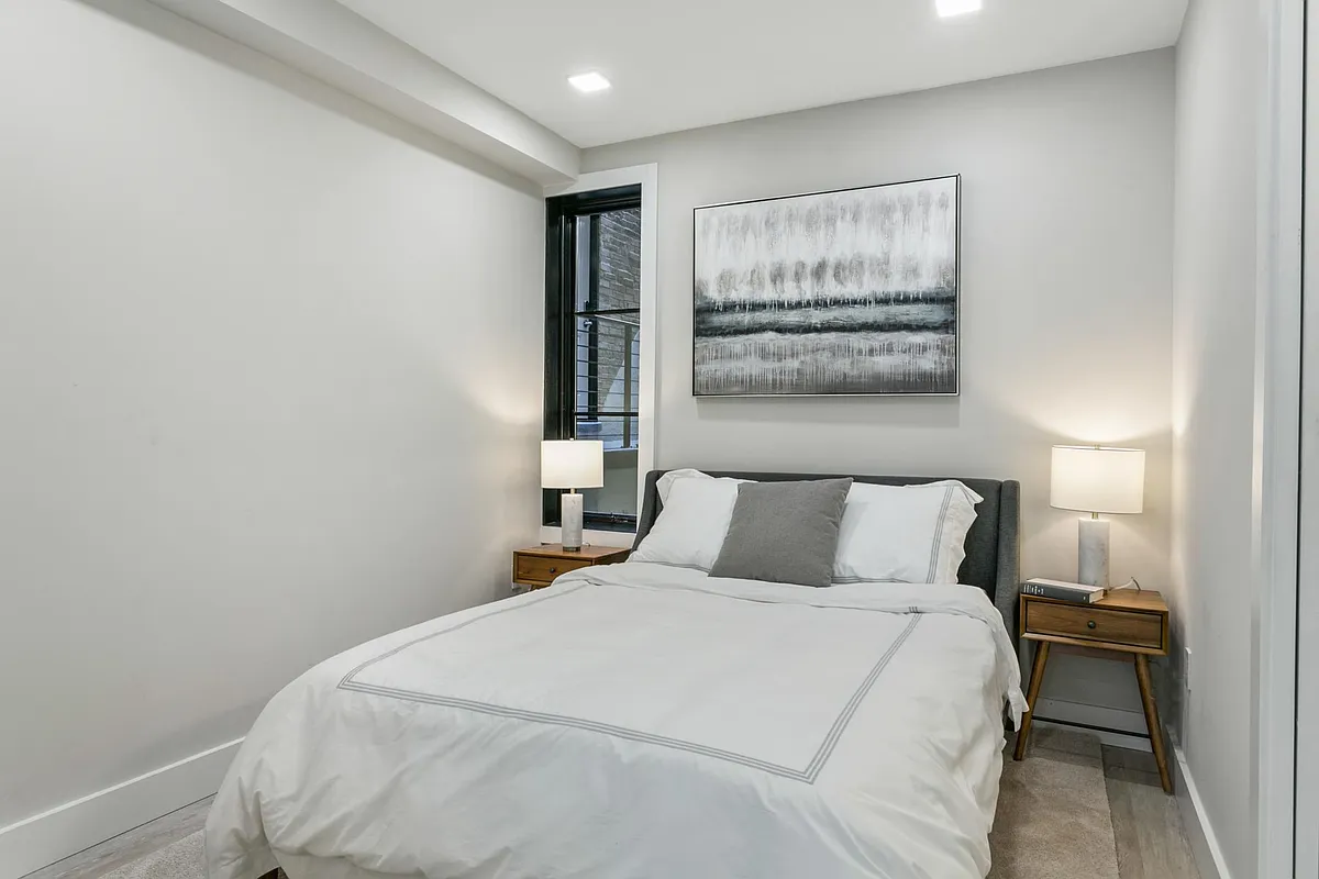 Building Photo - 1819 Vernon St NW #1