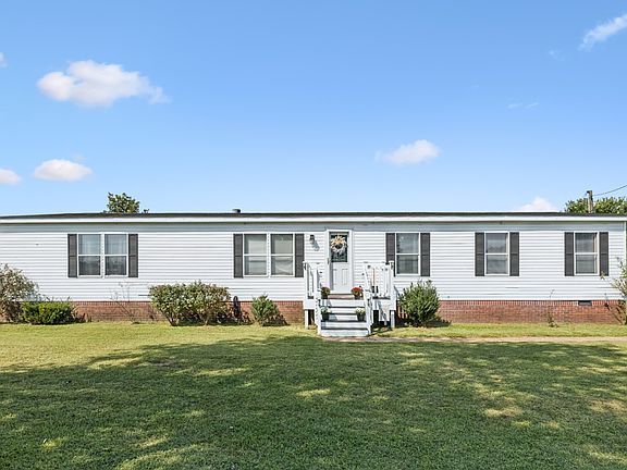 3rd image of 257 Bunker Hill Ln