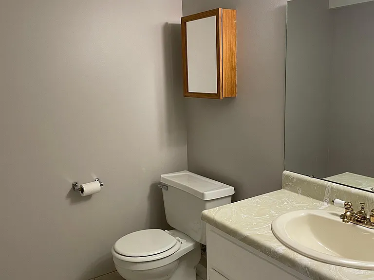 Chapshire Dr SE — Photo 13
