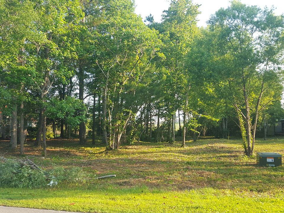 100 ft road frontage
