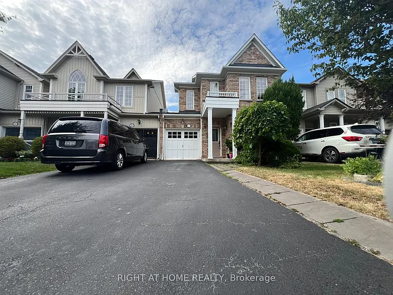 39 Golden Iris Cres — Photo 44