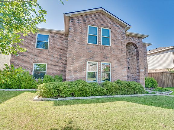 4th image of 1495 Hickory Creek Ln