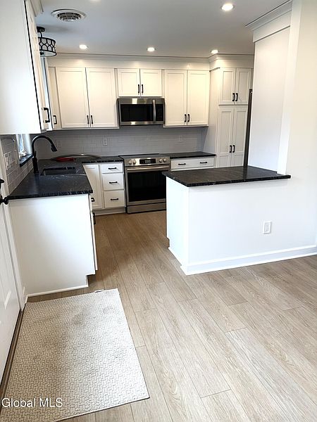 3rd image of 18 Prospect Drive
