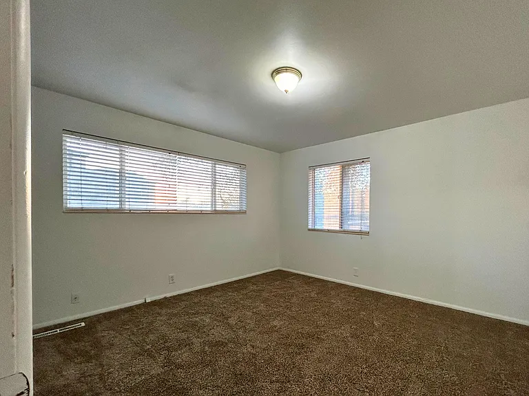 2360 E Phylden Dr #A — Photo 15