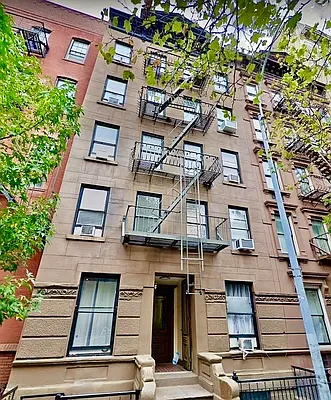 Rented by LJ Sloane Management | media 12