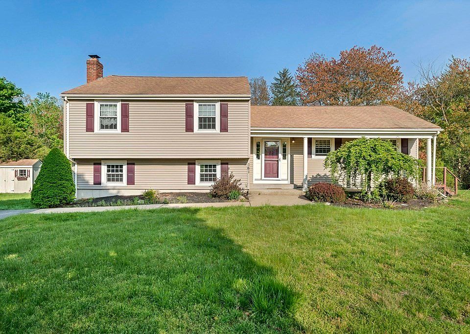 1st image of 161 Barstow Dr