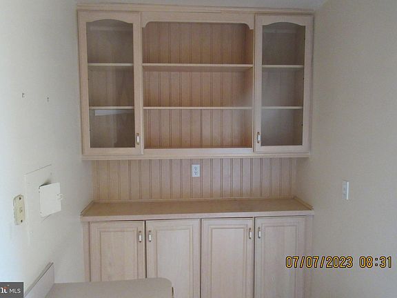 3rd image of 10500 Rockville Pike Unit 902