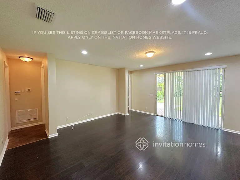 299 Belle Grove Ln — Photo 3