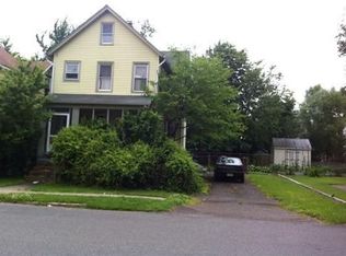592 2nd Ave, North Brunswick, NJ 08902