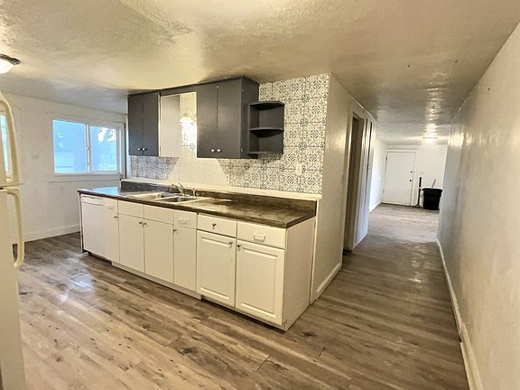 3rd image of 485 N 15th E APT 2