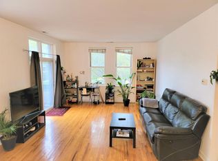 756 W 14th St, Chicago, IL 60607