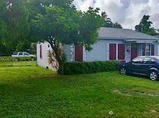 1958 Thomas St, Hollywood, FL 33020