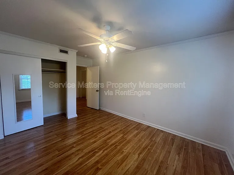 1401 E 34th St — Photo 34