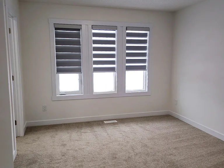 63 Fenwyck Blvd — Photo 32