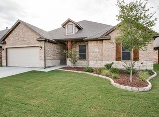1671 Potomac Dr, Burleson, TX 76028