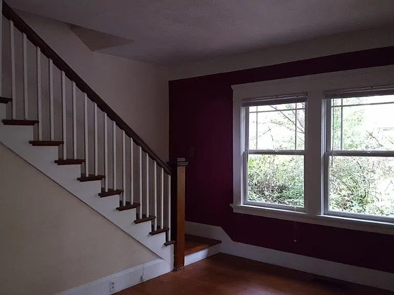 2156 Harris St — Photo 4