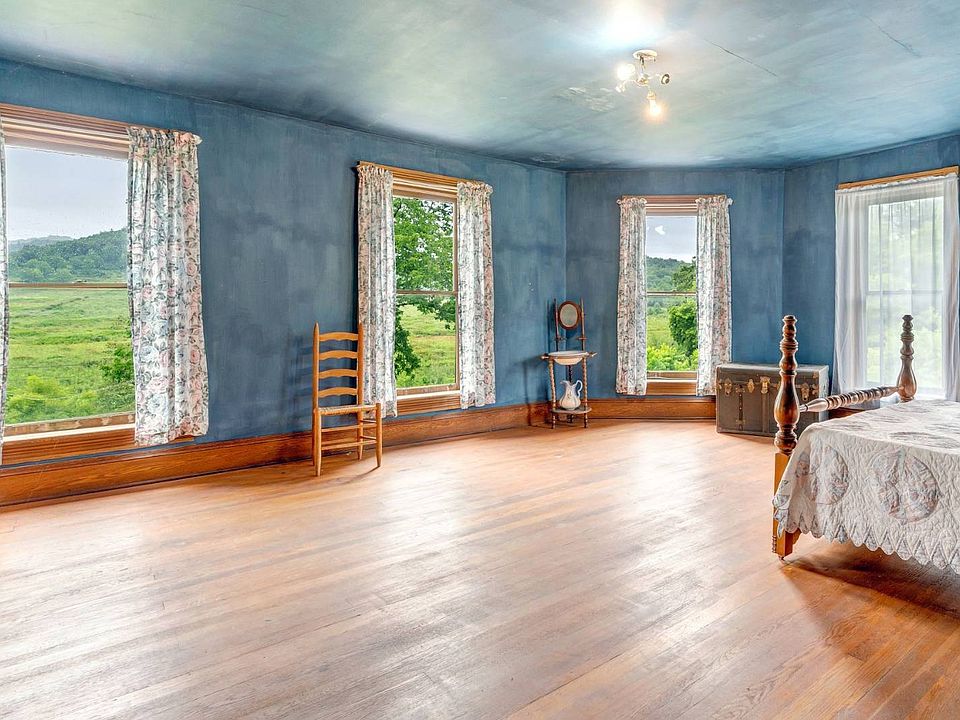 43rd image of this home