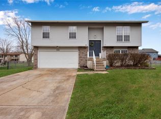 2416 Pier Ct, Imperial, MO 63052