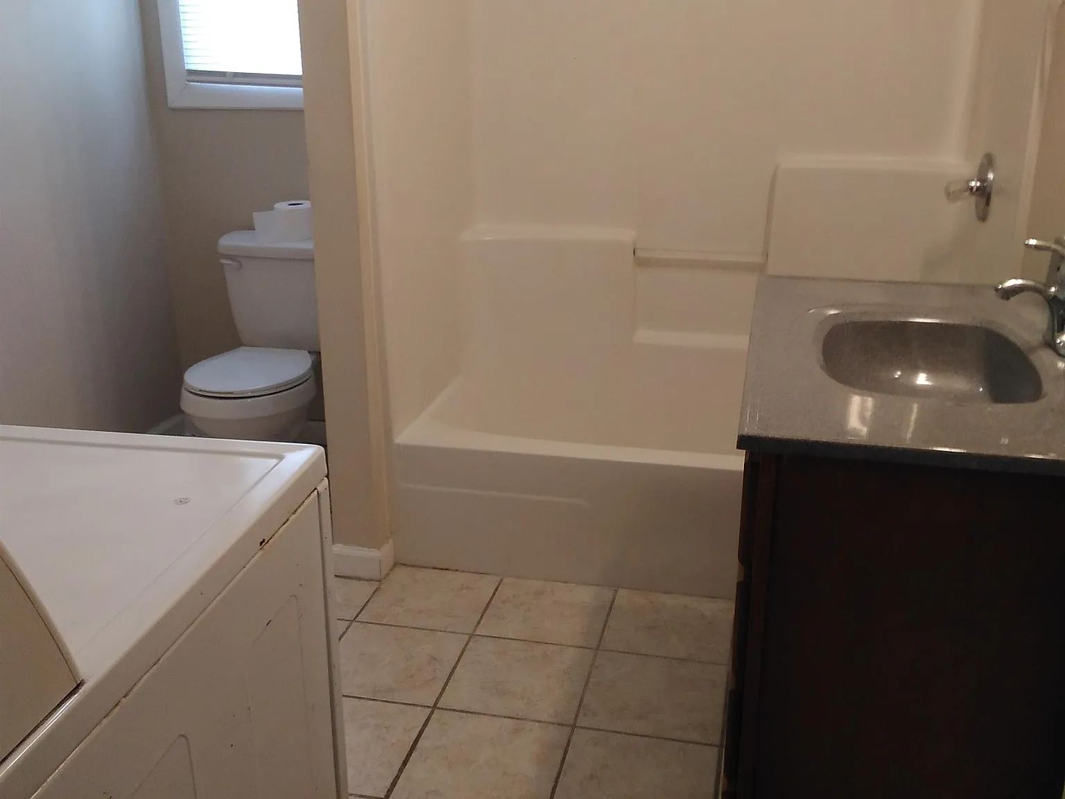 709 S. Poplar St - C1 — Photo 4