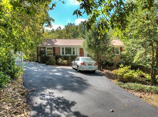 2607 Seacliff Ct, North Chesterfield, VA 23236