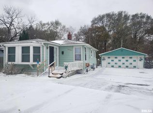 3335 2nd Street Ct, East Moline, IL 61244