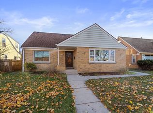 3256 N 94th St, Milwaukee, WI 53222