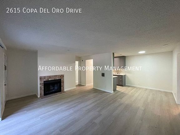 2nd image of 2615 Copa Del Oro Dr