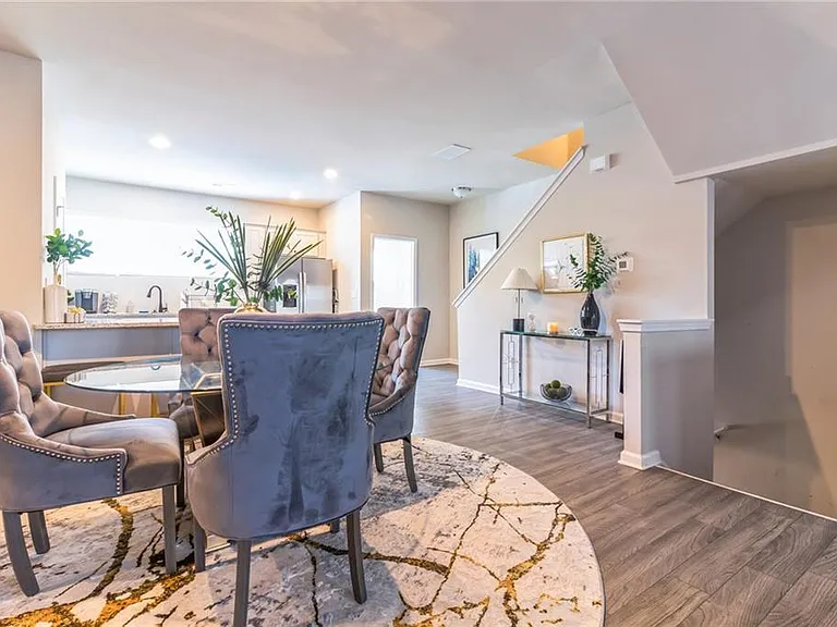 3123 Meadowstone Ln SW — Photo 11