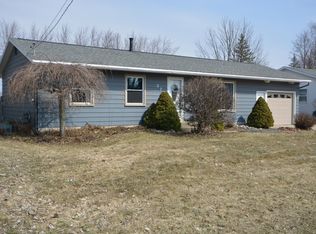 275 Nelson St NW, Sparta, MI 49345