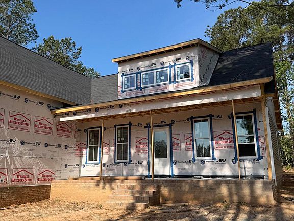3rd image of 75 Copper Penny Rd