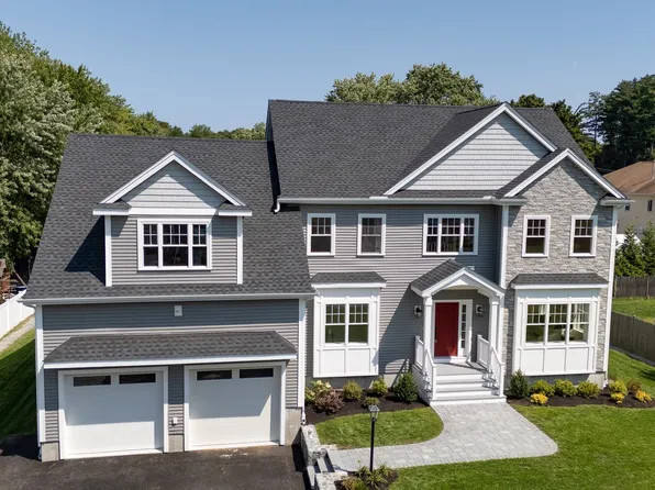 4 Wildwood St, Burlington, MA 01803