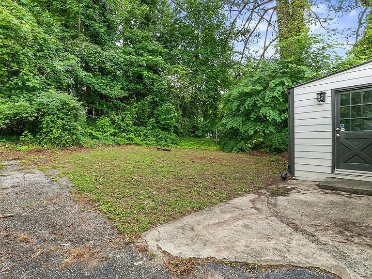 1472 North Ave NW — Photo 30