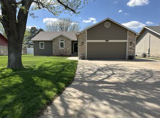2907 Toalson Ave, Dodge City, KS 67801