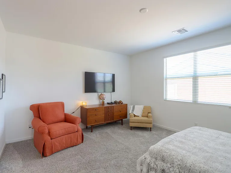 264 S San Gregorio Ln — Photo 26