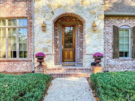 4th image of 57 Birdwhistell Blvd
