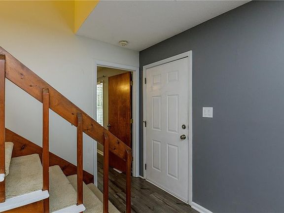 4th image of 1101 Joseph Johnston Ct