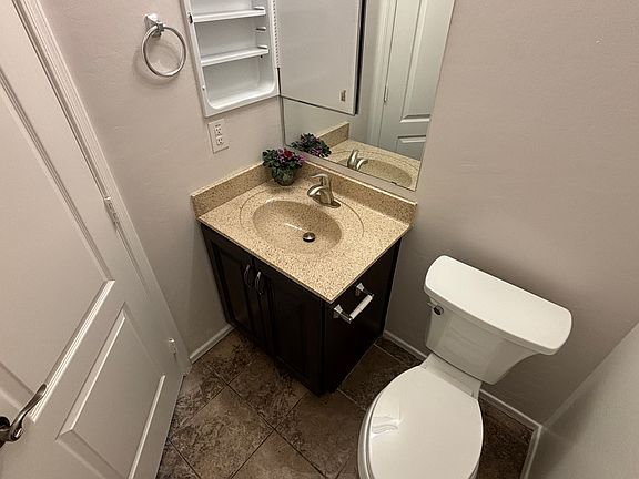 5th image of 2125 E Huntington Dr