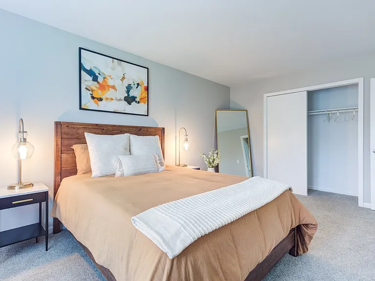 Haven on Long Grove — Photo 18