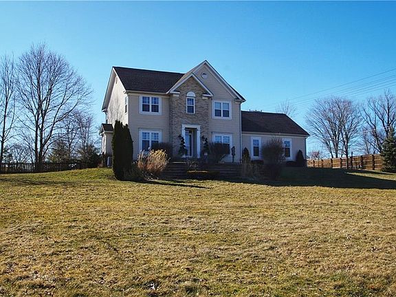 2nd image of 12770 Vincent Dr